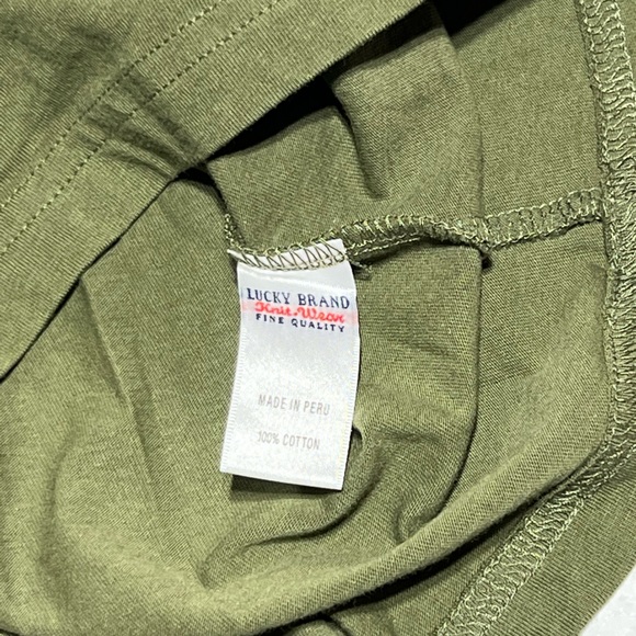 Lucky Brand old four leaf whiskey Tshirt size Small - Picture 4 of 4